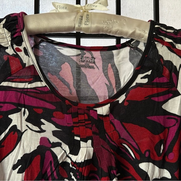 Blouse - Picture 1 of 2